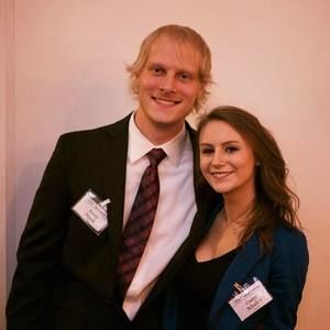 Meet your Posher, Casey